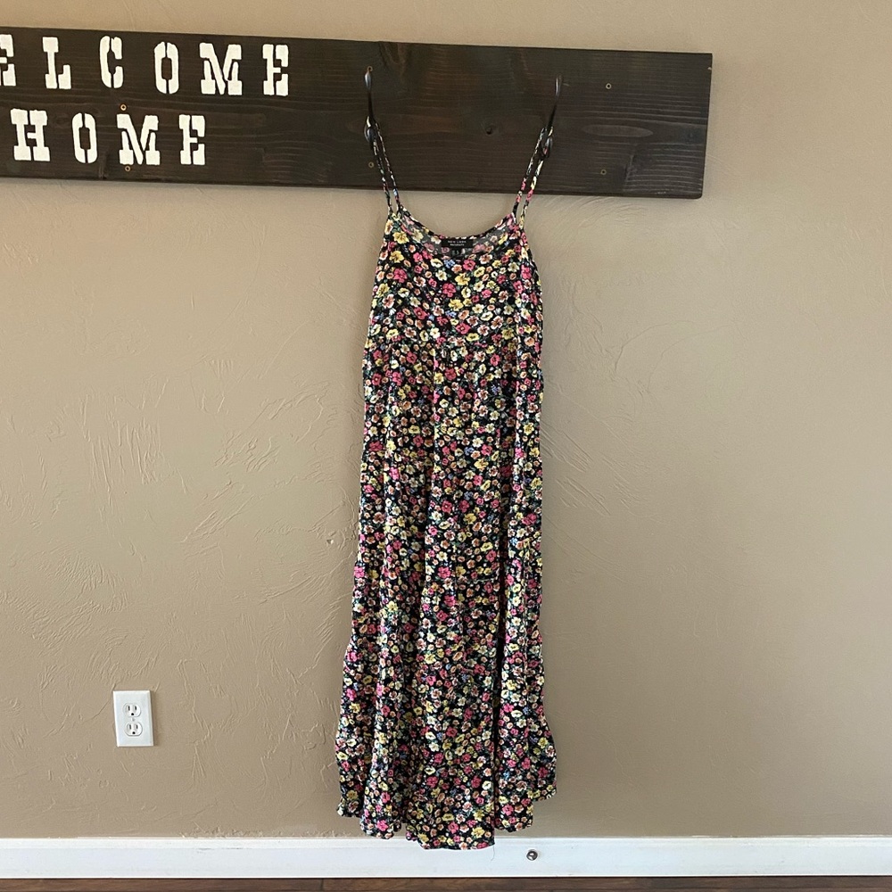 New Look Maternity | MIDI Spaghetti Strap Floral Dress